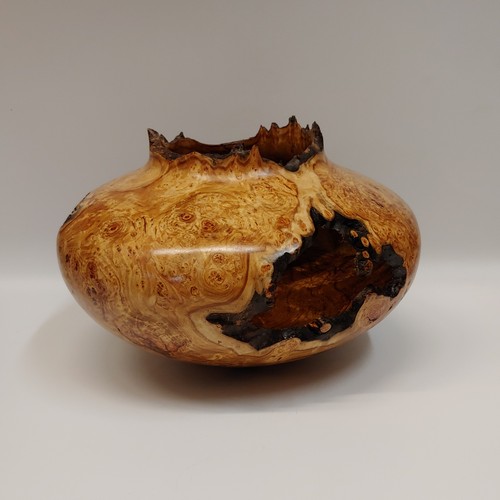 Click to view detail for JW-200 Aspen Burl Hollowed Vessel 6x8 $300 